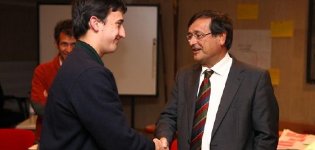 Jovens Algarvios Debatem Ideias Empreendedoras Jovens Algarvios Debatem Ideias Empreendedoras