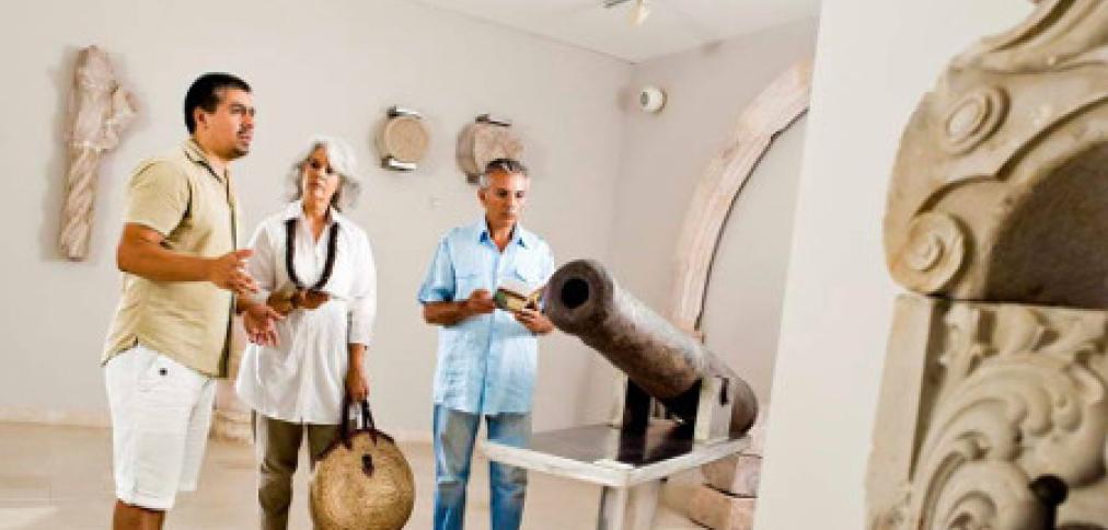 MÚSICA, ASTRONOMIA E DESENHO ANIMARAM MUSEU DE ARQUEOLOGIA