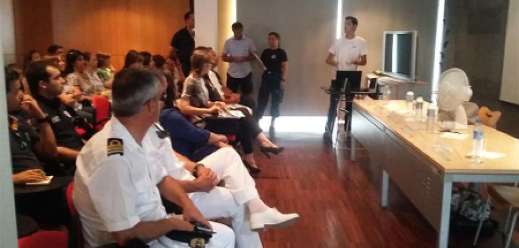 Palestra "Educação para a Segurança das Crianças na Água" Palestra "Educação para a Segurança das Crianças na Água"