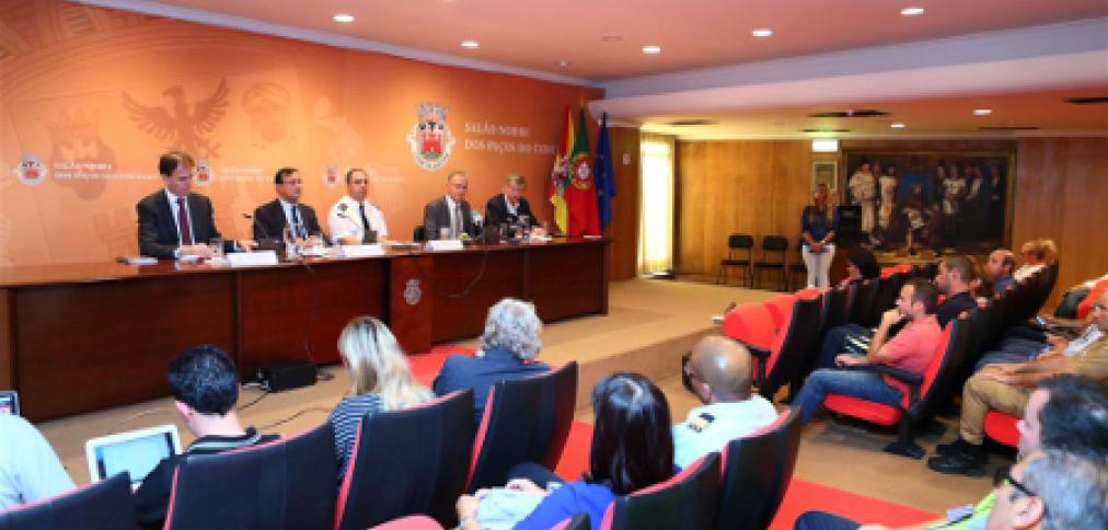 Conferência de Imprensa sobre o Acidente na A 22 Conferência de Imprensa sobre o Acidente na A 22