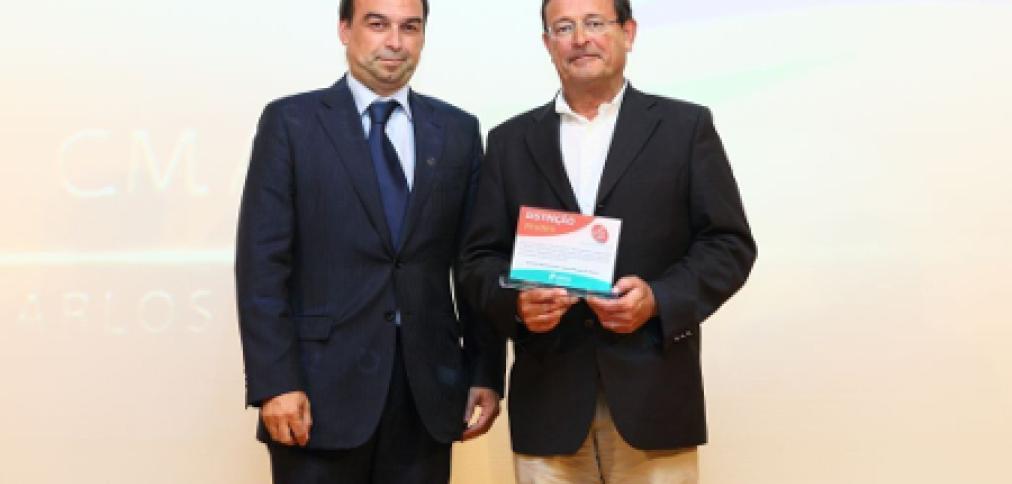 CÂMARA MUNICIPAL DISTINGUIDA COM GALARDÃO “AUTARQUIA DESPORTO ESCOLAR” CÂMARA MUNICIPAL DISTINGUIDA COM GALARDÃO “AUTARQUIA DESPORTO ESCOLAR”