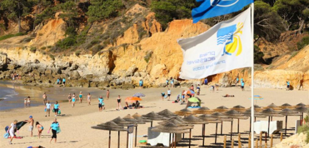 Praia de Santa Eulália recebe ação da TUI Praia de Santa Eulália recebe ação da TUI