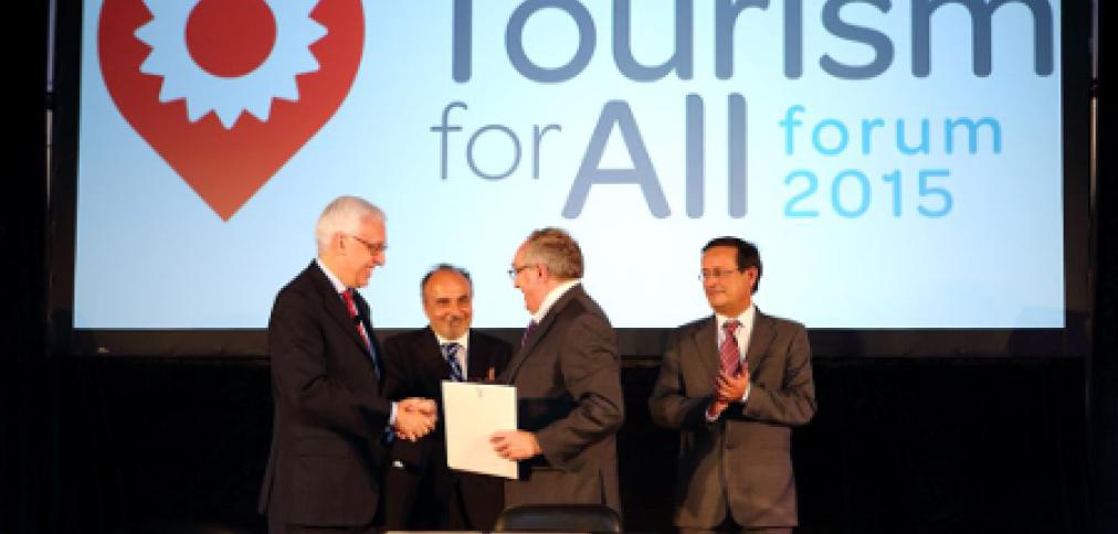 Município de Albufeira acolheu "Fórum Europeu de Turismo para Todos" Município de Albufeira acolheu "Fórum Europeu de Turismo para Todos"