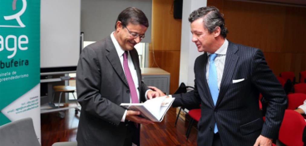 GESTOR APRESENTA LIVRO E FALA SOBRE OS NOVOS DESAFIOS DO IMOBILIÁRIO GESTOR APRESENTA LIVRO E FALA SOBRE OS NOVOS DESAFIOS DO IMOBILIÁRIO