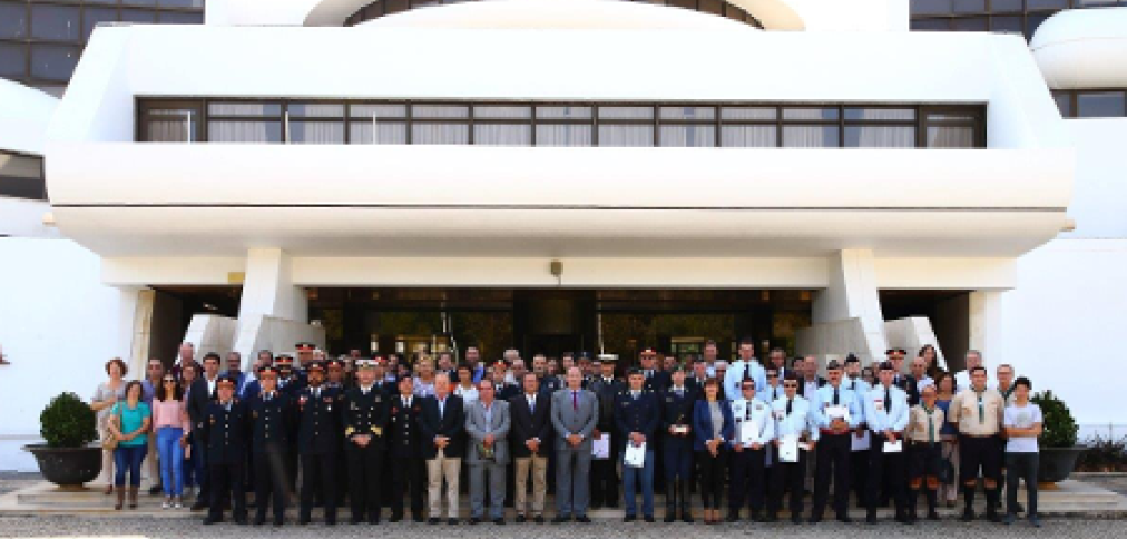 CERIMÓNIA DE HOMENAGEM CERIMÓNIA DE HOMENAGEM