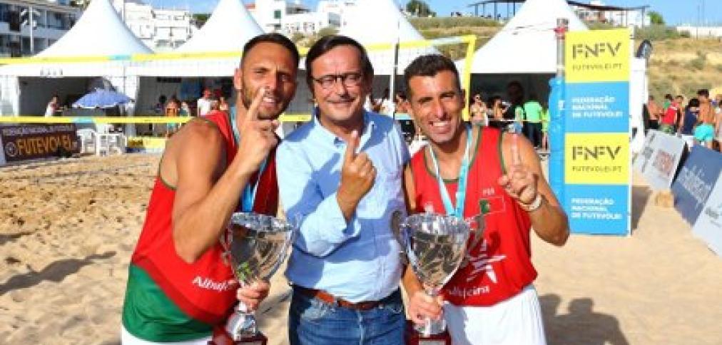 PORTUGAL SAGROU-SE CAMPEÃO EUROPEU DE FUTEVÓLEI NA PRAIA DOS PESCADORES PORTUGAL SAGROU-SE CAMPEÃO EUROPEU DE FUTEVÓLEI NA PRAIA DOS PESCADORES