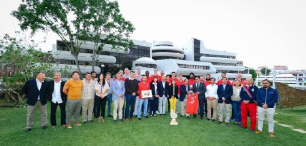 JOSÉ CARLOS ROLO CONGRATULA IMORTAL PELO TÍTULO DE CAMPEÃO NACIONAL DA PROLIGA JOSÉ CARLOS ROLO CONGRATULA IMORTAL PELO TÍTULO DE CAMPEÃO NACIONAL DA PROLIGA