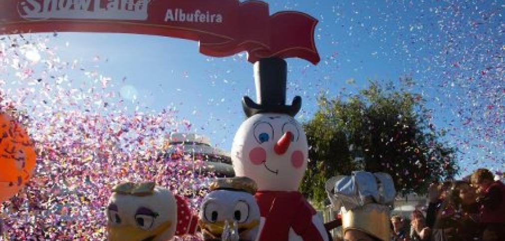 SNOWLAND ATRAI MUITAS CRIANÇAS DURANTE AS FÉRIAS DE NATAL