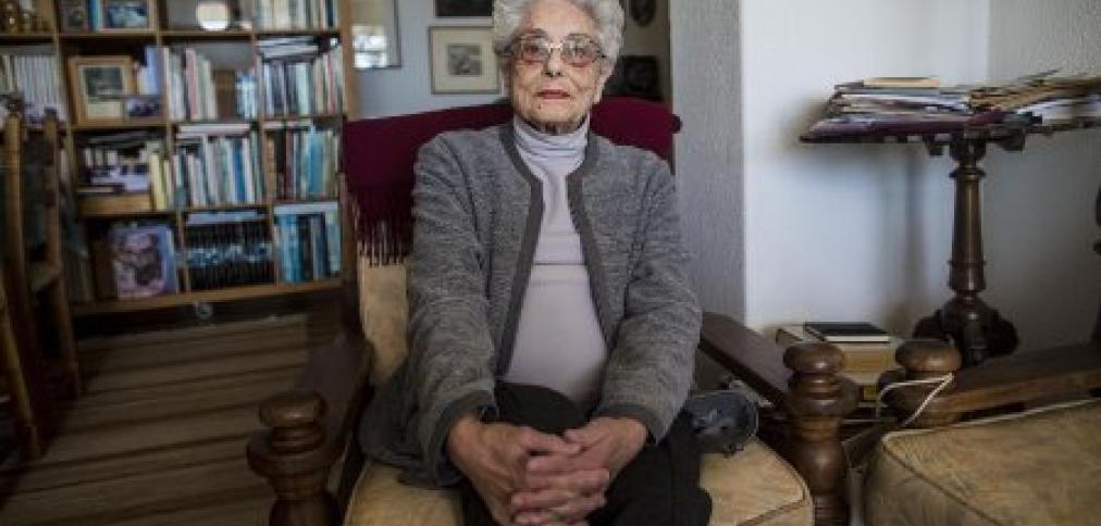MARGARIDA TENGARRINHA EM ALBUFEIRA PARA FALAR DA DITADURA QUE ABRIL DERRUBOU MARGARIDA TENGARRINHA EM ALBUFEIRA PARA FALAR DA DITADURA QUE ABRIL DERRUBOU