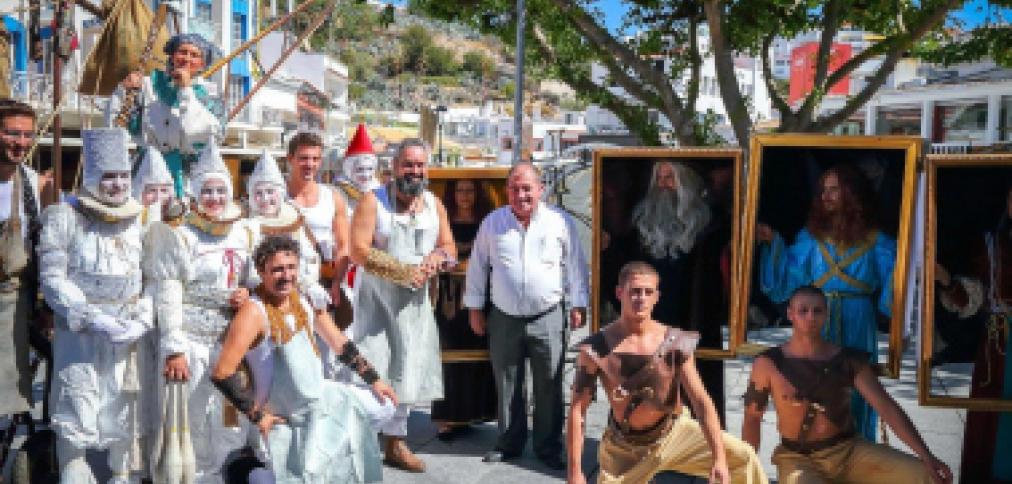 QUADROS VIVOS, MÁQUINAS E ENGRENAGENS DESFILAM EM ALBUFEIRA EM HOMENAGEM A LEONARDO DA VINCI QUADROS VIVOS, MÁQUINAS E ENGRENAGENS DESFILAM EM ALBUFEIRA EM HOMENAGEM A LEONARDO DA VINCI