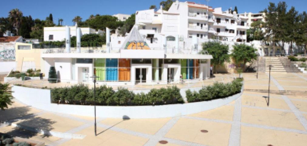 MUNICÍPIO DE ALBUFEIRA PROMOVE PROGRAMA DE APOIO À MATERNIDADE MUNICÍPIO DE ALBUFEIRA PROMOVE PROGRAMA DE APOIO À MATERNIDADE