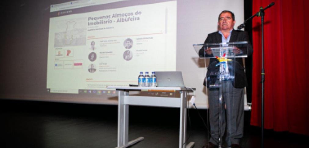 IMOBILIÁRIO REUNIU PROFISSIONAIS DO SETOR EM ALBUFEIRA IMOBILIÁRIO REUNIU PROFISSIONAIS DO SETOR EM ALBUFEIRA