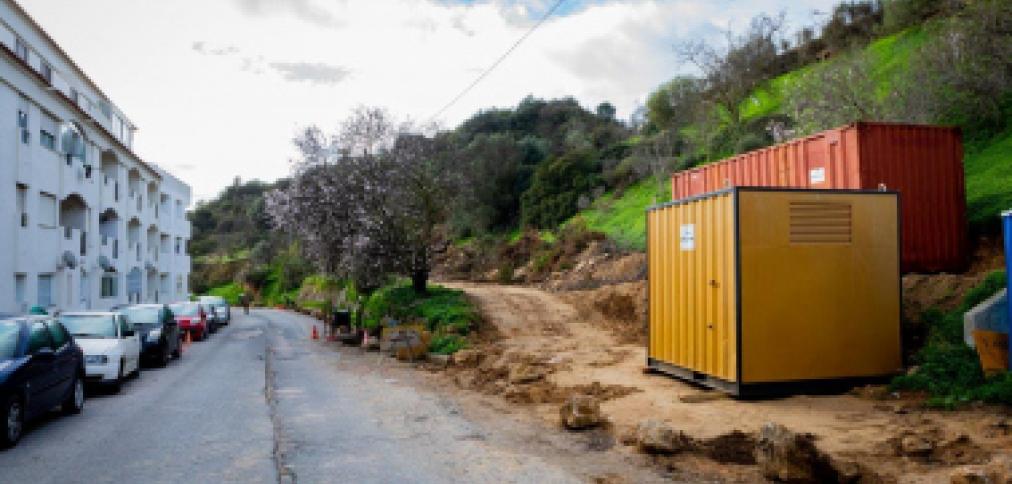 JÁ COMEÇARAM AS OBRAS DE REMODELAÇÃO DA RUA 5 DE OUTUBRO JÁ COMEÇARAM AS OBRAS DE REMODELAÇÃO DA RUA 5 DE OUTUBRO
