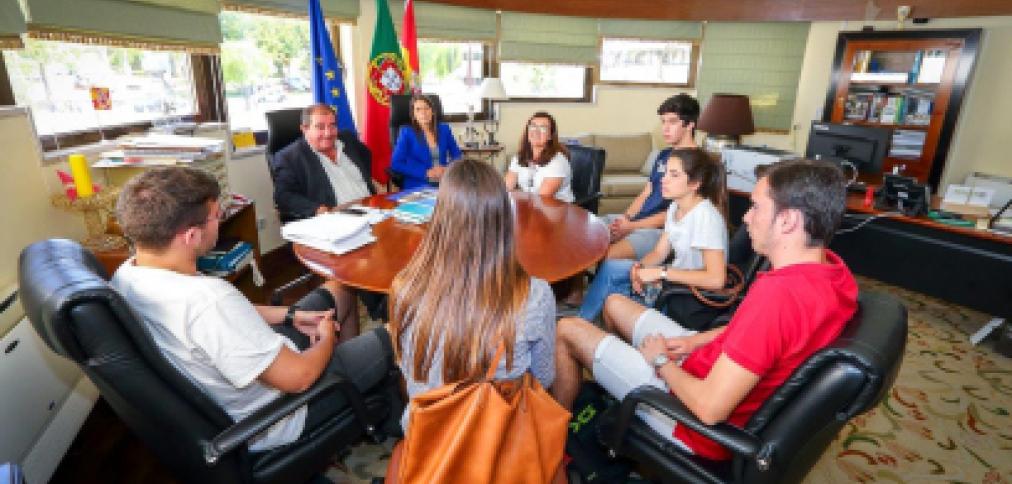 MUNICÍPIO DE ALBUFEIRA RENOVA PROTOCOLO PARA INCENTIVAR CAPACIDADE EMPREENDEDORA DOS JOVENS MUNICÍPIO DE ALBUFEIRA RENOVA PROTOCOLO PARA INCENTIVAR CAPACIDADE EMPREENDEDORA DOS JOVENS