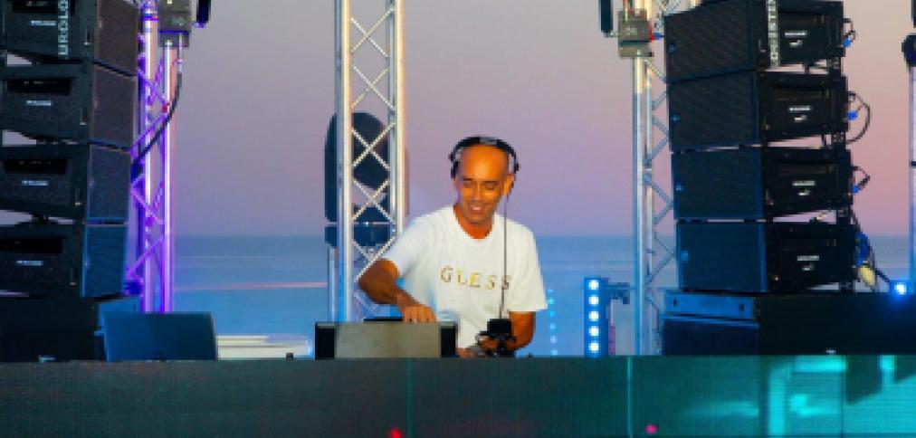 2ª SESSÃO DO ALBUFEIRA SUMMER LIVE REVELOU IMAGENS INÉDITAS DO CASTELO DE PADERNE E DAS PEDRAS AMARELAS 2ª SESSÃO DO ALBUFEIRA SUMMER LIVE REVELOU IMAGENS INÉDITAS DO CASTELO DE PADERNE E DAS PEDRAS AMARELAS