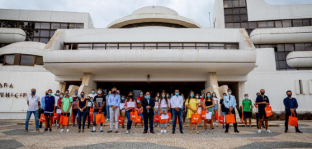 MUNICÍPIO ASSINALA DIA INTERNACIONAL DA JUVENTUDE COM RECEÇÃO NOS PAÇOS DO CONCELHO MUNICÍPIO ASSINALA DIA INTERNACIONAL DA JUVENTUDE COM RECEÇÃO NOS PAÇOS DO CONCELHO