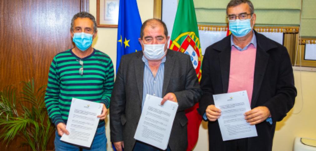 PADERNE GANHA NOVO CAMPO DE FUTEBOL E BALNEÁRIOS PADERNE GANHA NOVO CAMPO DE FUTEBOL E BALNEÁRIOS