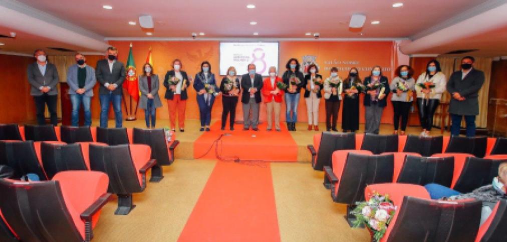 MUNICÍPIO DISTINGUE MULHERES DO CONCELHO NO DIA INTERNACIONAL DA MULHER