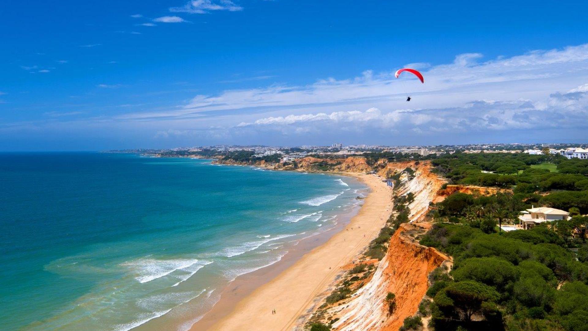 Praia da Falésia