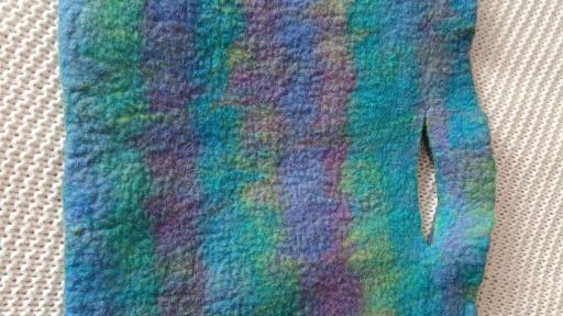 Workshop de Iniciação à Feltragem Molhada (Wet Felting)