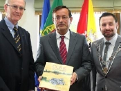 Albufeira Recebe Delegação de CORK