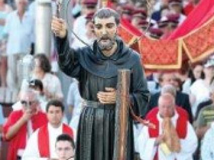 GENTES DE ALBUFEIRA RECORDAM BEATO VICENTE