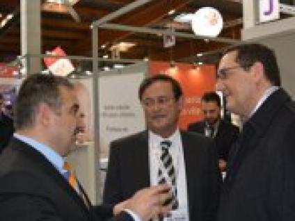 ALBUFEIRA MARCOU PRESENÇA NO SALON DE MAIRES D’ILE DE FRANCE