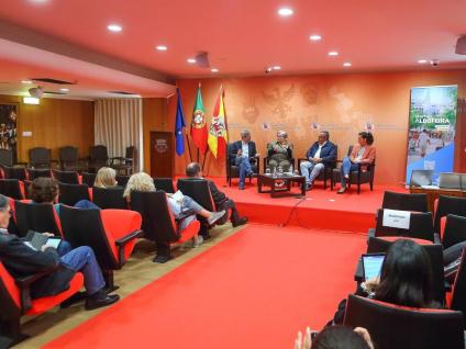 Apresentação pública dos projetos desenvolvidos por seis empreendedores que participaram no 2.º Bootcamp da Startup Albufeira