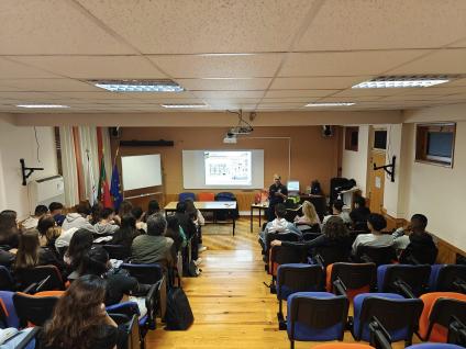 Herós da Proteção Civil nas escolas