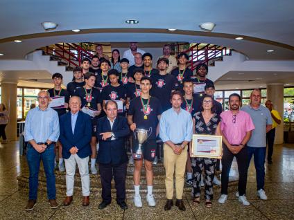 MUNICÍPIO DE ALBUFEIRA RECONHECE MÉRITO DESPORTIVO A CLUBES DO CONCELHO