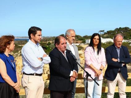 MIRADOURO DA PRAIA DO CASTELO INAUGURADO ESTA MANHÃ