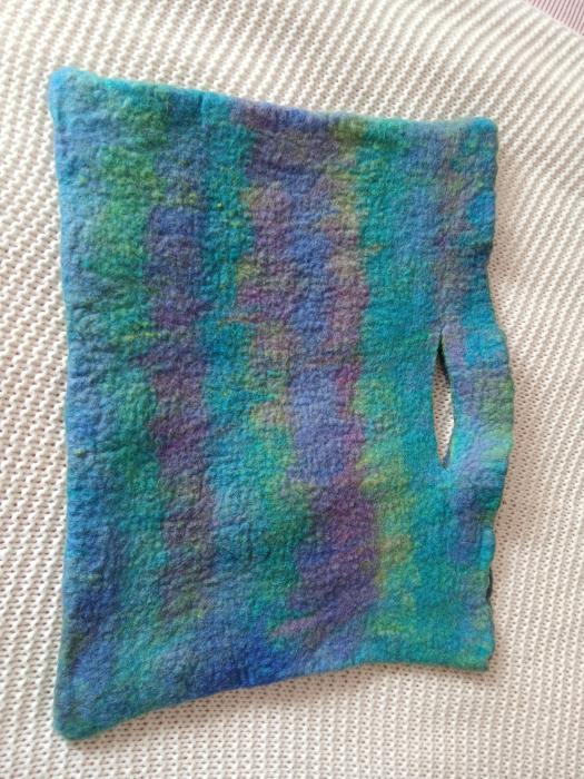 Workshop de Iniciação à Feltragem Molhada (Wet Felting)
