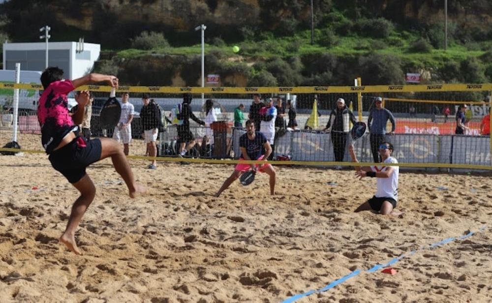 beach tennis