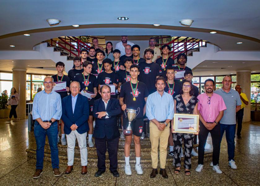 MUNICÍPIO DE ALBUFEIRA RECONHECE  MÉRITO DESPORTIVO A CLUBES DO CONCELHO