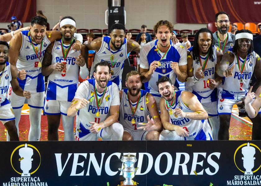 FC Porto conquista Supertaça Mário Saldanha em Albufeira