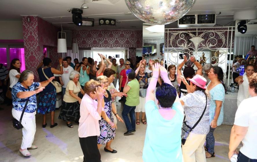 CLUBE AVÔ CELEBRA FINAL DE ANO LETIVO