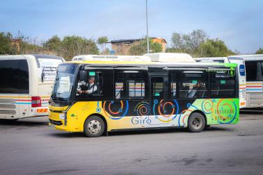 Autocarro GIRO