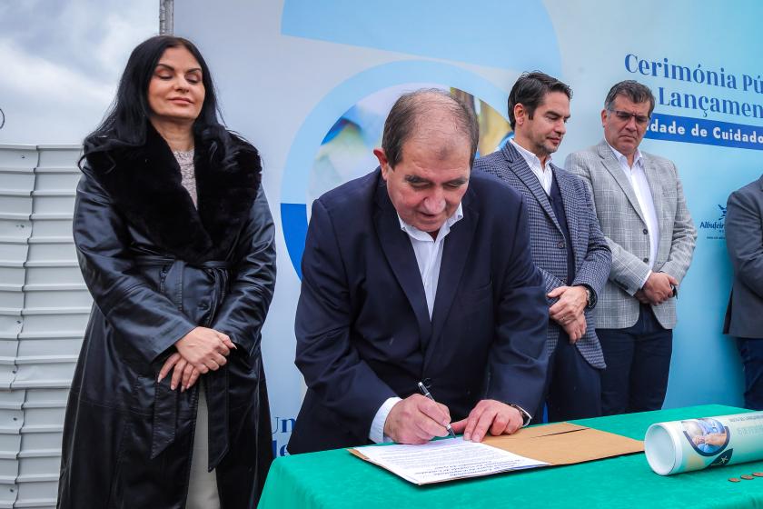 Lançamento da Primeira Pedra UCC Guia