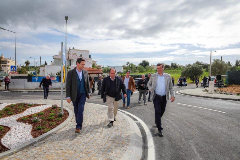 Inauguração de nova rotunda na Guia