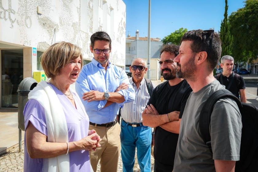 INSTALAÇÃO DE OBRA ARTÍSTICA DE VHILS