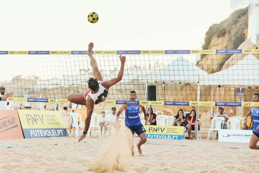 Campeonato de Futevolei na Praia dos Pescadores