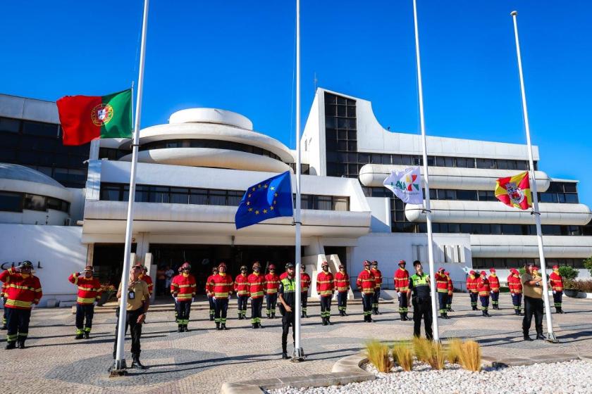 Dia do Município, hastear da bandeira