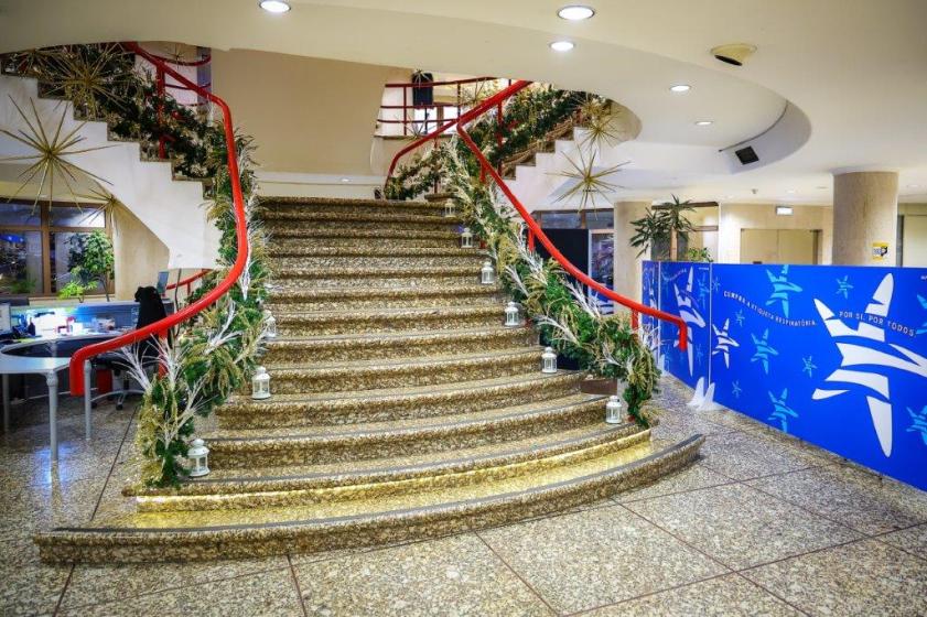 PRESIDENTE DA CÂMARA MUNICIPAL DE ALBUFEIRA DESEJA BOAS FESTAS