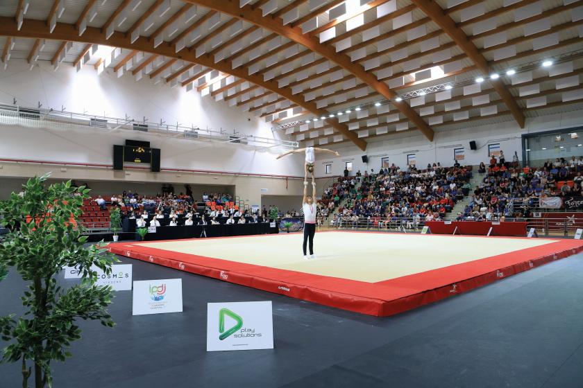 ELITE DA GINÁSTICA ACROBÁTICA