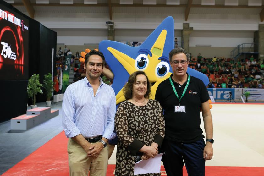 ELITE DA GINÁSTICA ACROBÁTICA
