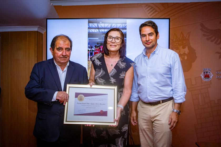 MUNICÍPIO DE ALBUFEIRA RECONHECE  MÉRITO DESPORTIVO A CLUBES DO CONCELHO
