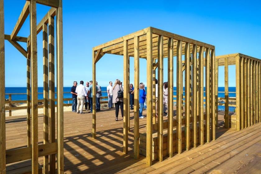 MIRADOURO DA PRAIA DO CASTELO INAUGURADO ESTA MANHÃ