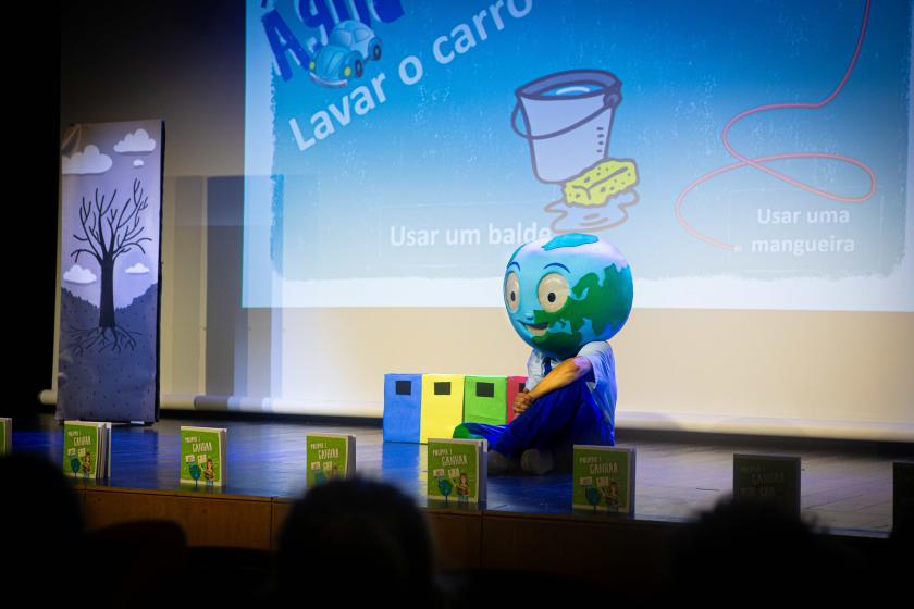 sessão “Poupar é Ganhar”