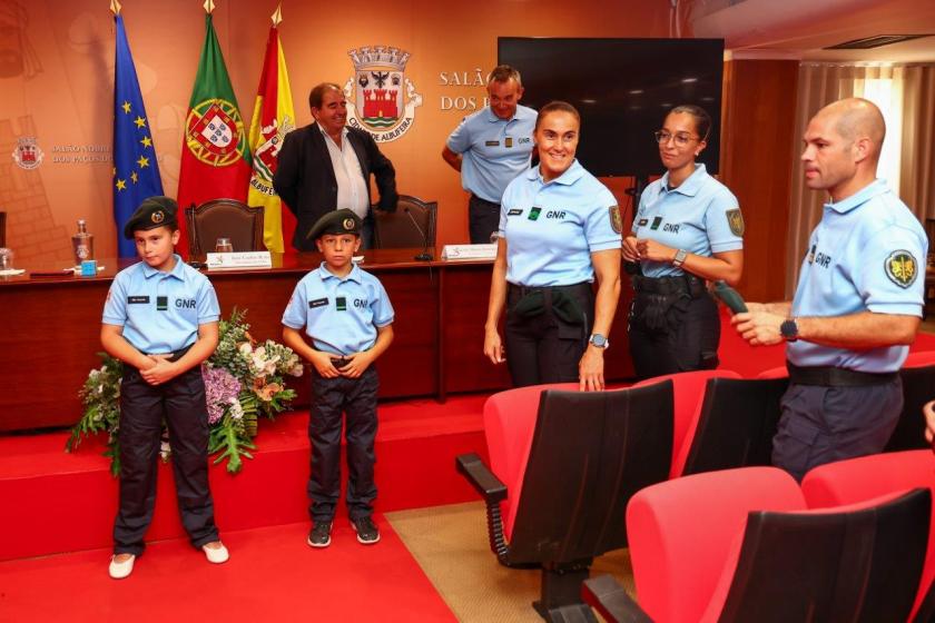 “MINI-GUARDAS” E AGENTES DA GNR EM NOME DA CIDADANIA