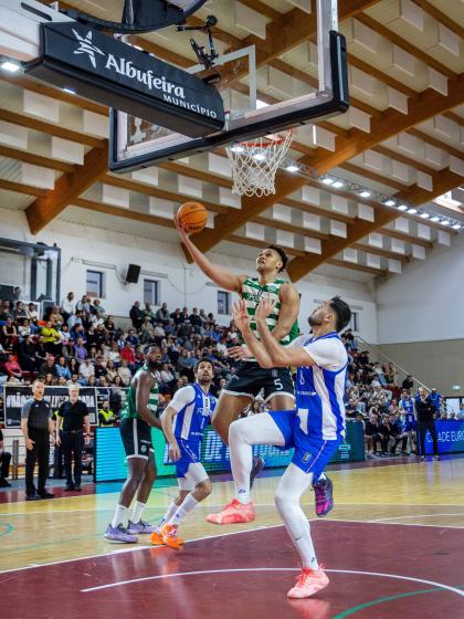 SPORTING CONQUISTA TAÇA DE PORTUGAL DE BASQUETEBOL EM ALBUFEIRA